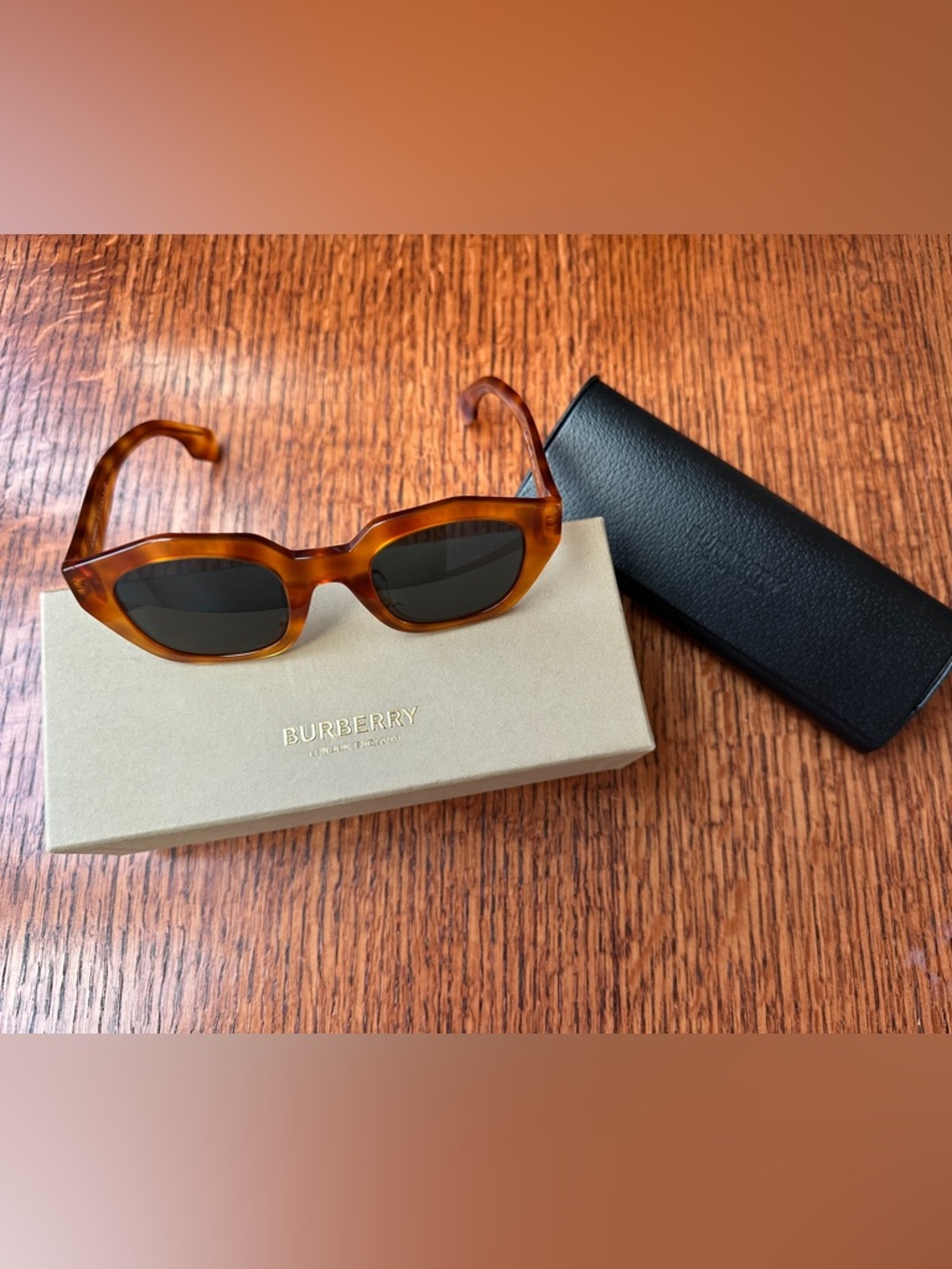 Burberry Havana Tortoise Sunglasses with Case and Box